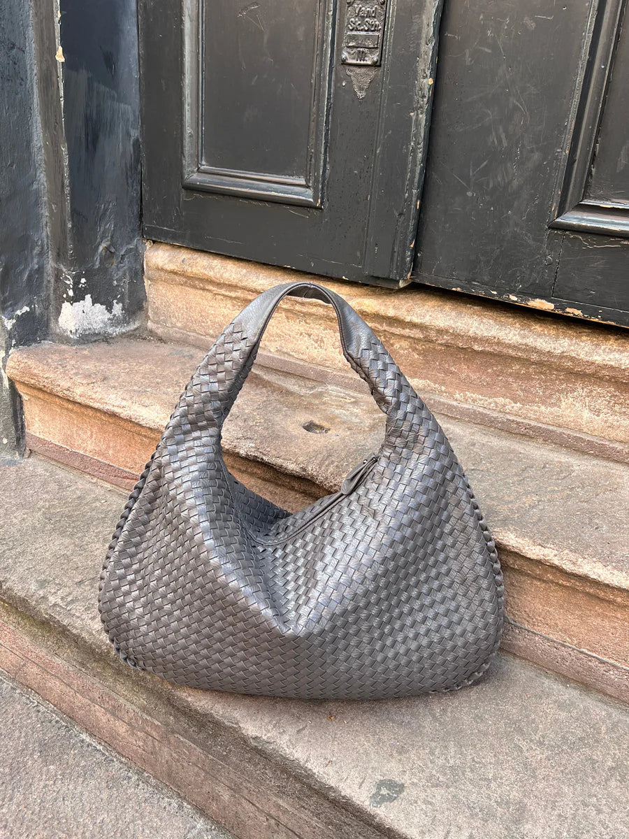 Braided Handbag as a Must-Have