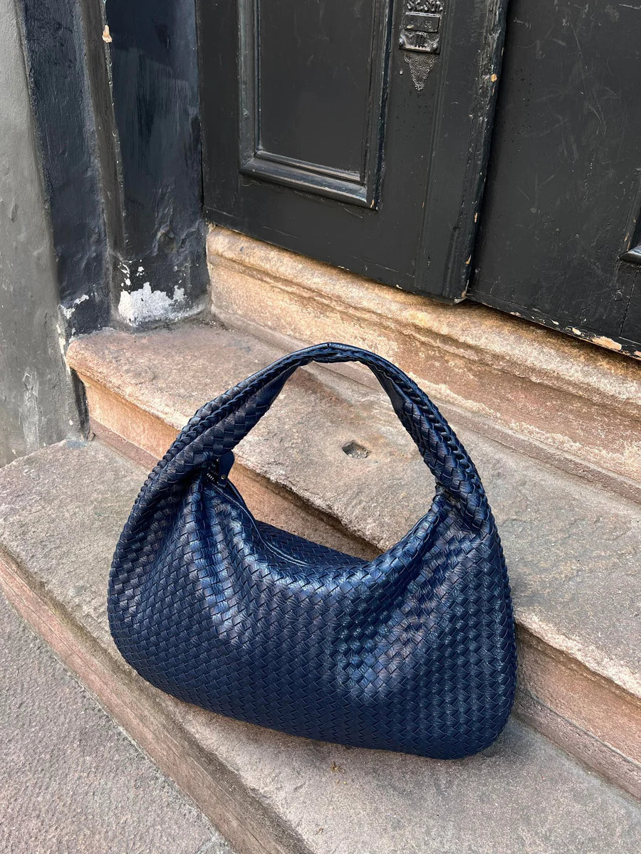 Braided Handbag as a Must-Have