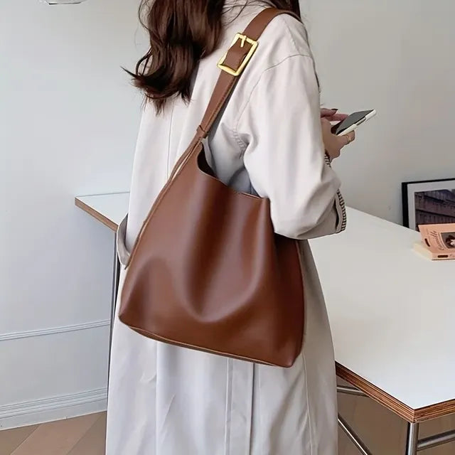 Elegant Messenger Bag Callista