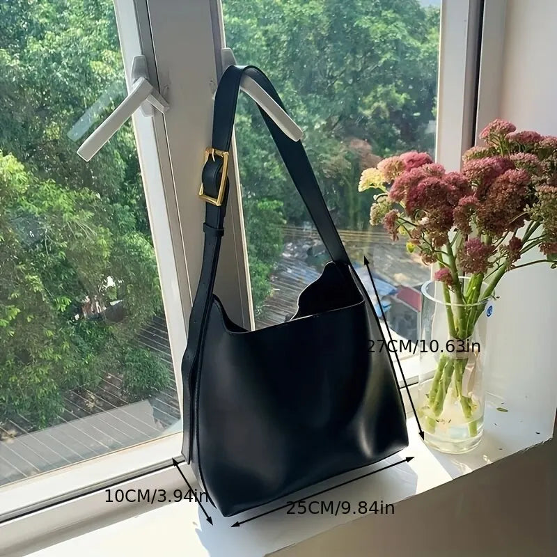 Elegant Messenger Bag Callista