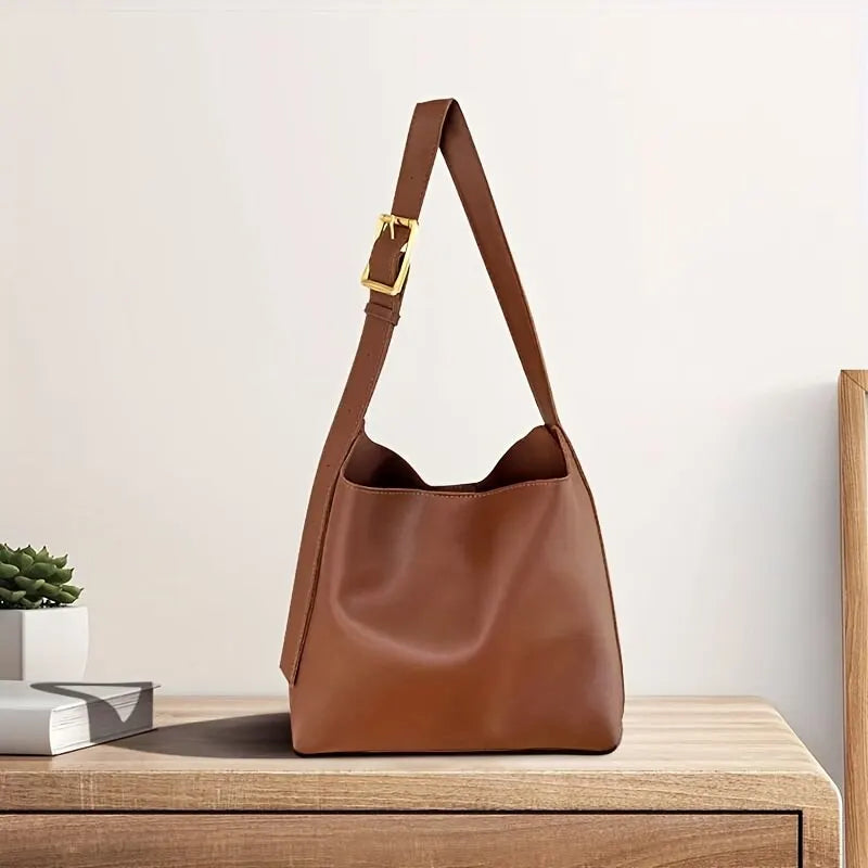Elegant Messenger Bag Callista