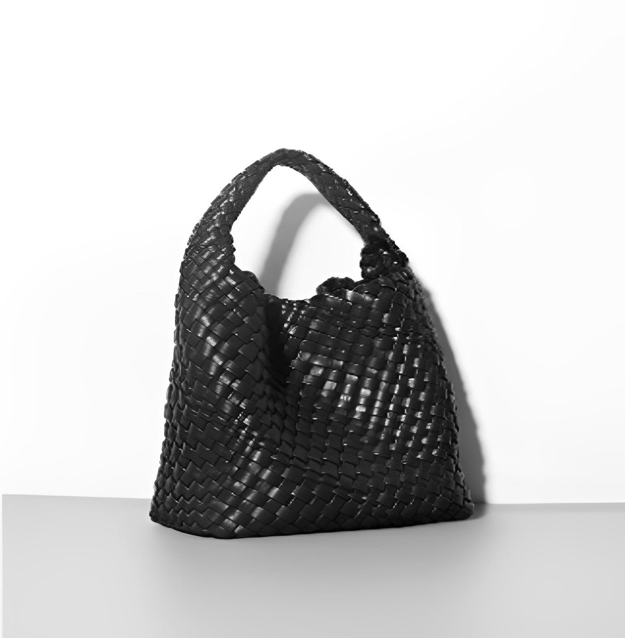 Dianne - Soft Leather Bucket Bag Handcrafted