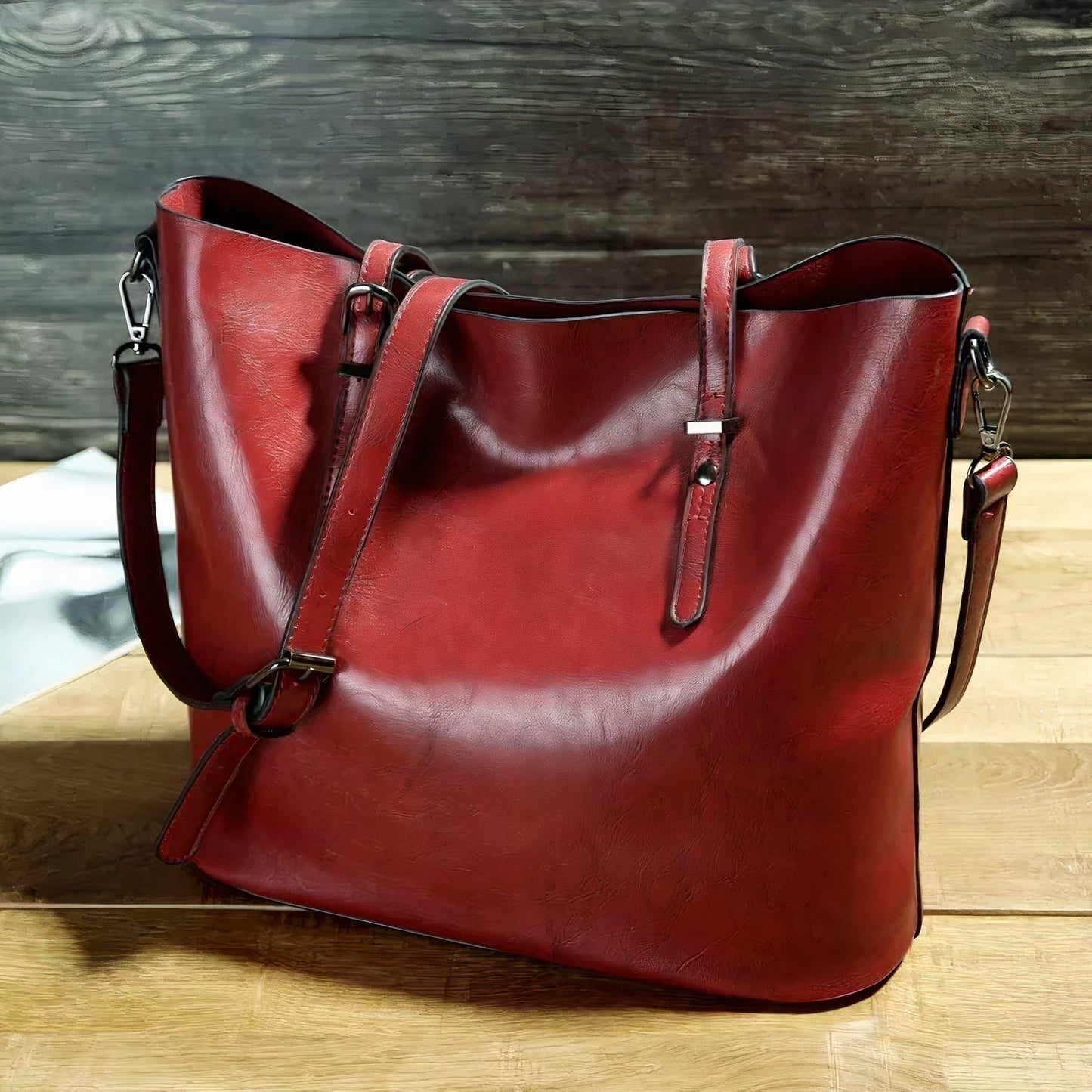 Vintage Leather Shoulder Bag - Nelly