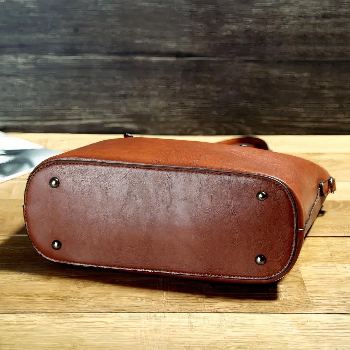 Vintage Leather Shoulder Bag - Nelly