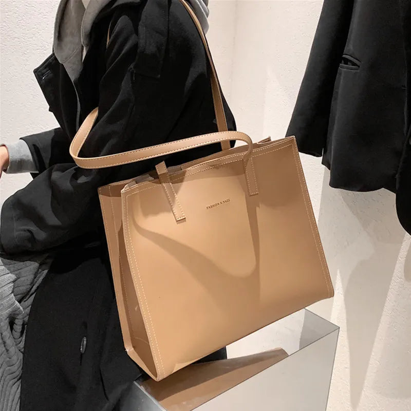 Sophia Fashionable and Practical Bag
