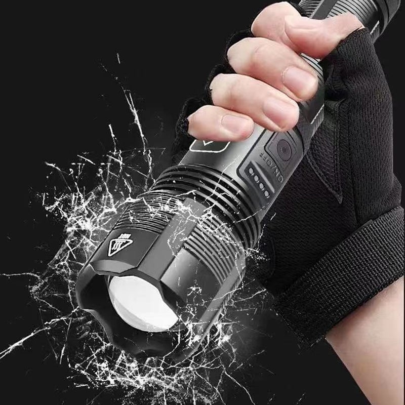 UltraFlash™️ - Linterna ultrabrillante impermeable | Alcance de 500m