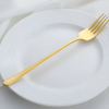 Juego de cubiertos modernos de acero inoxidable tenedores para comedor