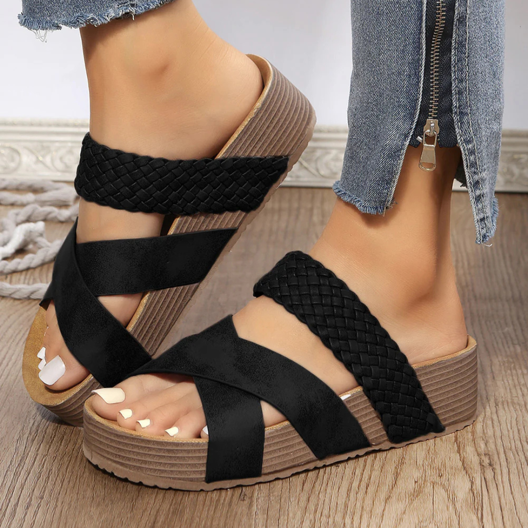 Nova – Sandali slip-on in pelle PU