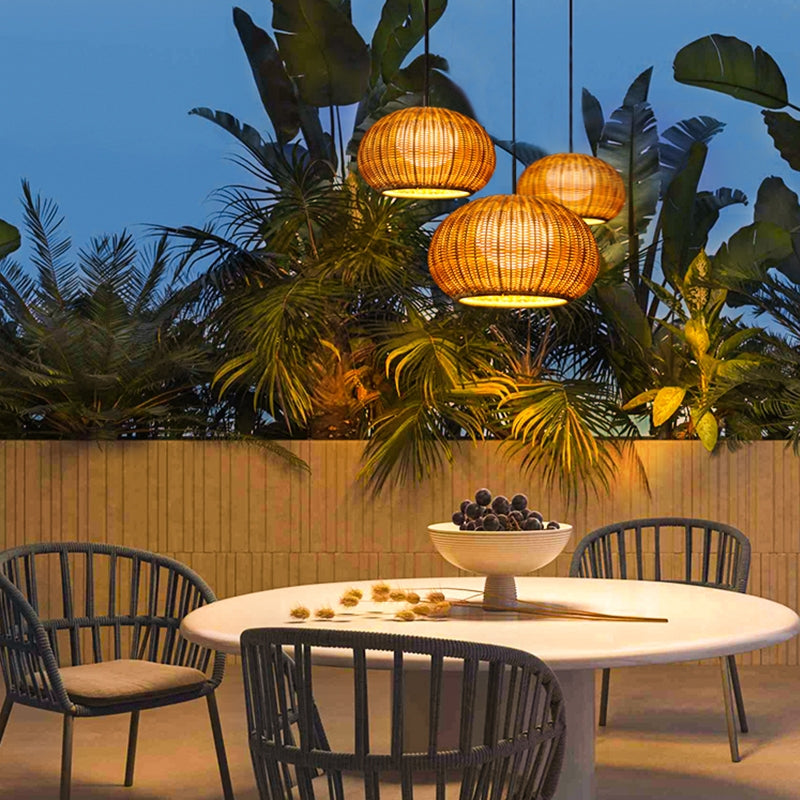 Lámpara colgante exterior de ratán moderna para jardín