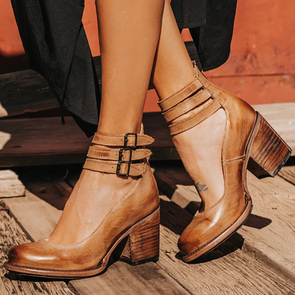 Natalia | Sandalias de cuña con tiras elegantes