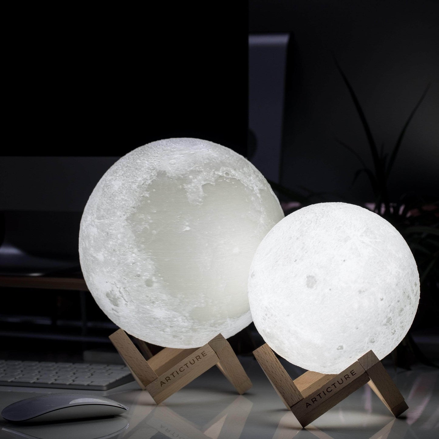 Lámpara de luna con base de madera luz de mesa 3D