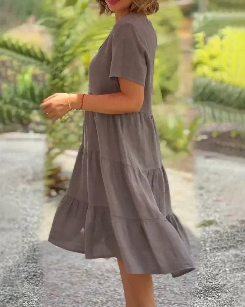 Vestido de verano casual con escote en V de Bretaña