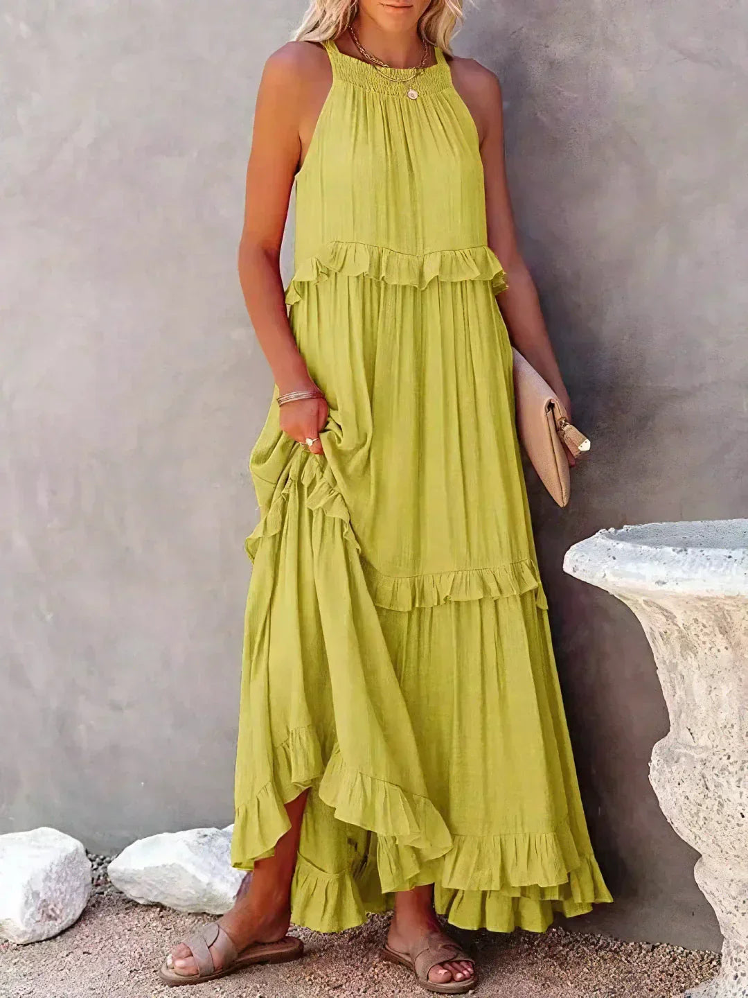 Edna | Vestido maxi con volantes y cuello halter