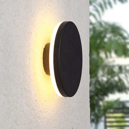 Lámpara de pared moderna negra exterior LED