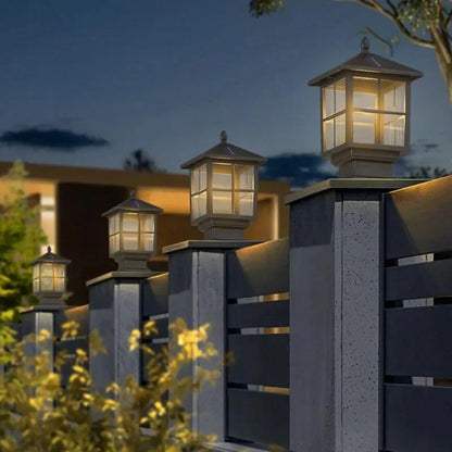 Luz de Poste de Jardín de Metal Negro Solar para Exterior