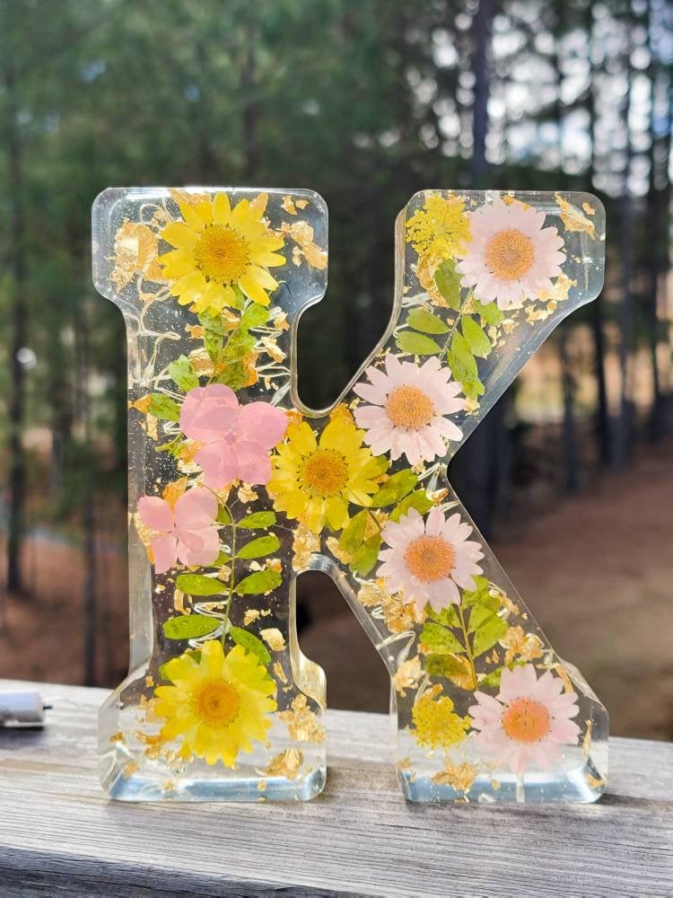 Lámpara Nocturna Floral Hecha a Mano para un Ambiente Soñador