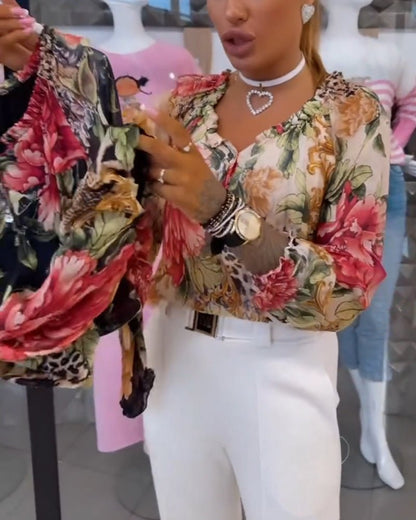 Elsie | Blusa floral con escote en V