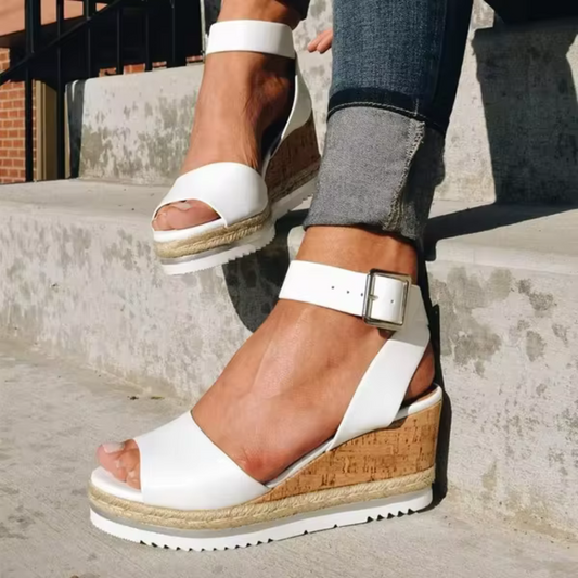 Delyn | Eleganti sandali con zeppa 