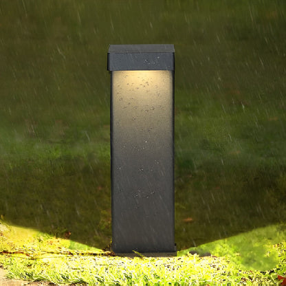 Luz solar para camino de jardín con marco de metal negro
