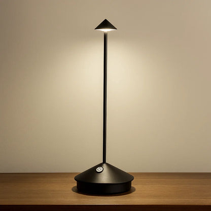 Lámpara de mesa LED con diseño de aluminio regulable