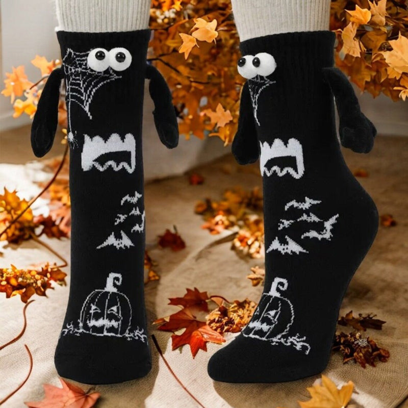 MagnetHug Cozy Socks – Warm Couple Socks with Magnetic Hands