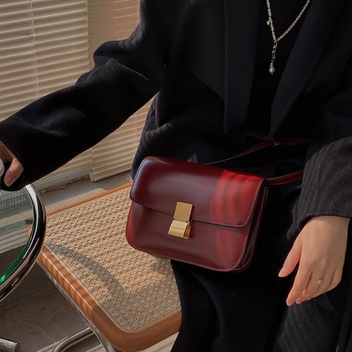 Charlotte - Bolsa de Hombro Ligera con Correa Ajustable