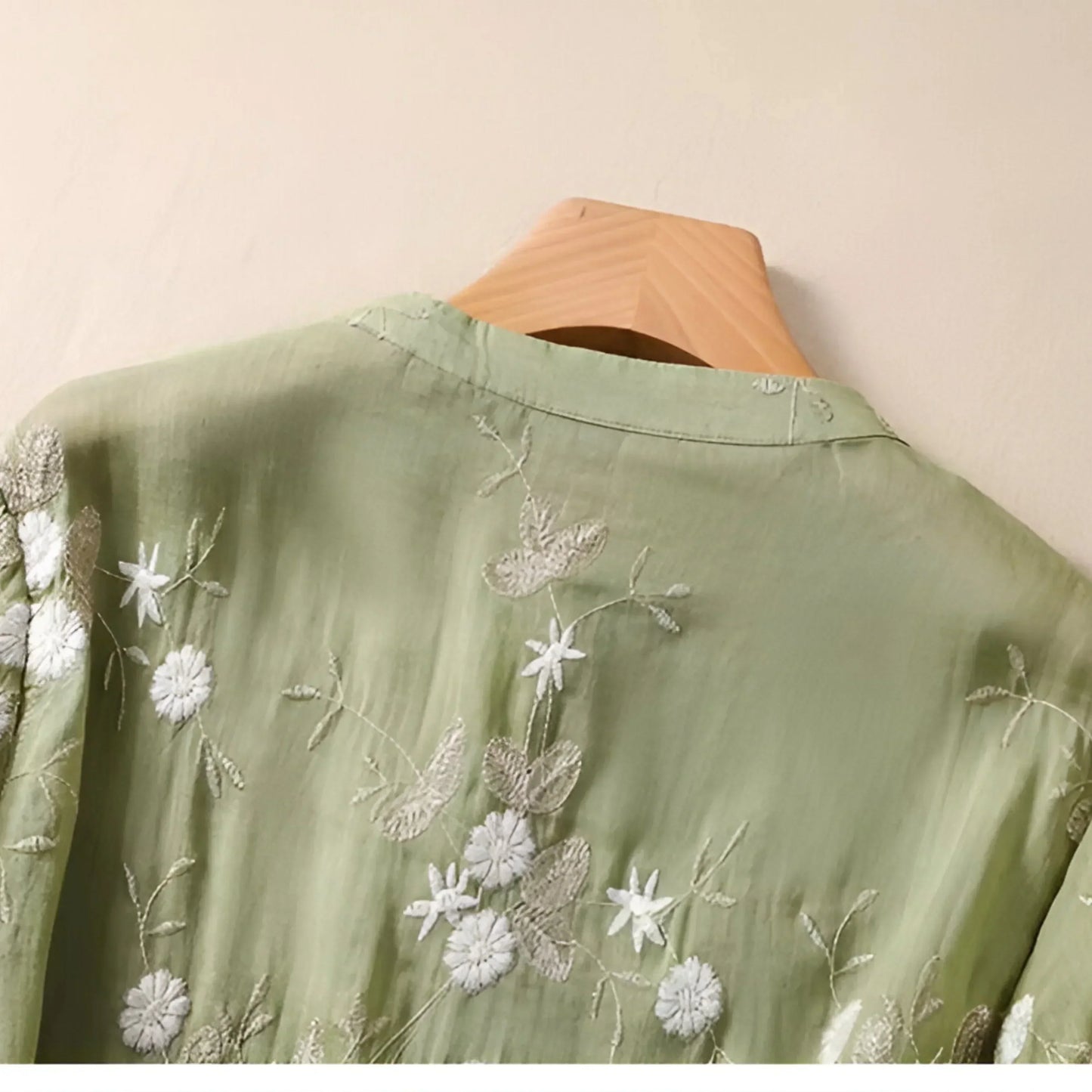 Jade | Top de algodón bordado con flores