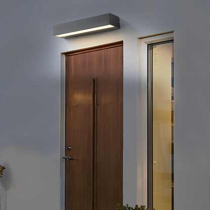 Lámpara de pared moderna negra impermeable para exteriores