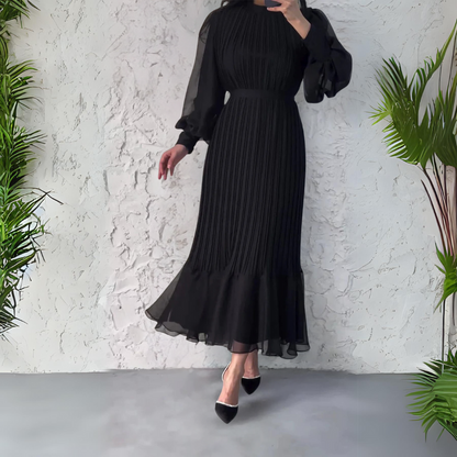 Cami - Elegante vestido de noche francés de otoño con malla acentuada