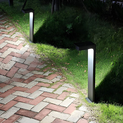Luz solar para camino de jardín con marco de metal negro