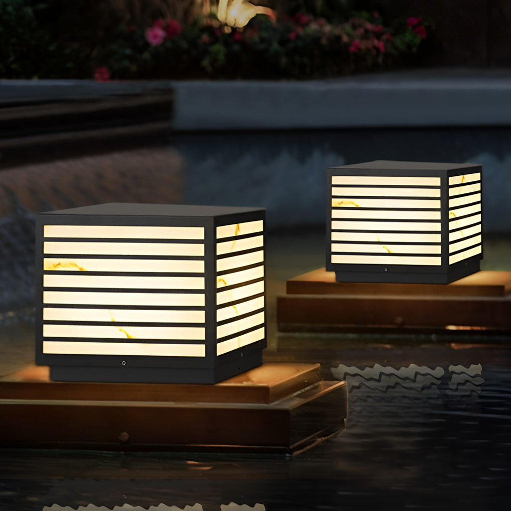 Luz solar de poste para exteriores Farol moderno negro