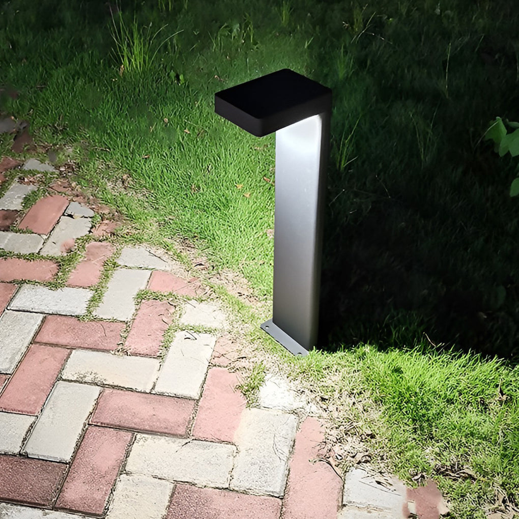 Luz solar para camino de jardín con marco de metal negro