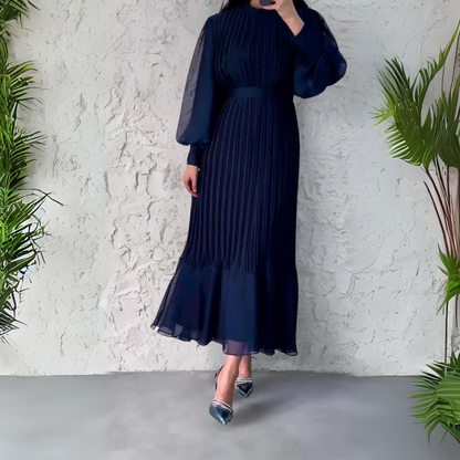Cami - Elegante vestido de noche francés de otoño con malla acentuada