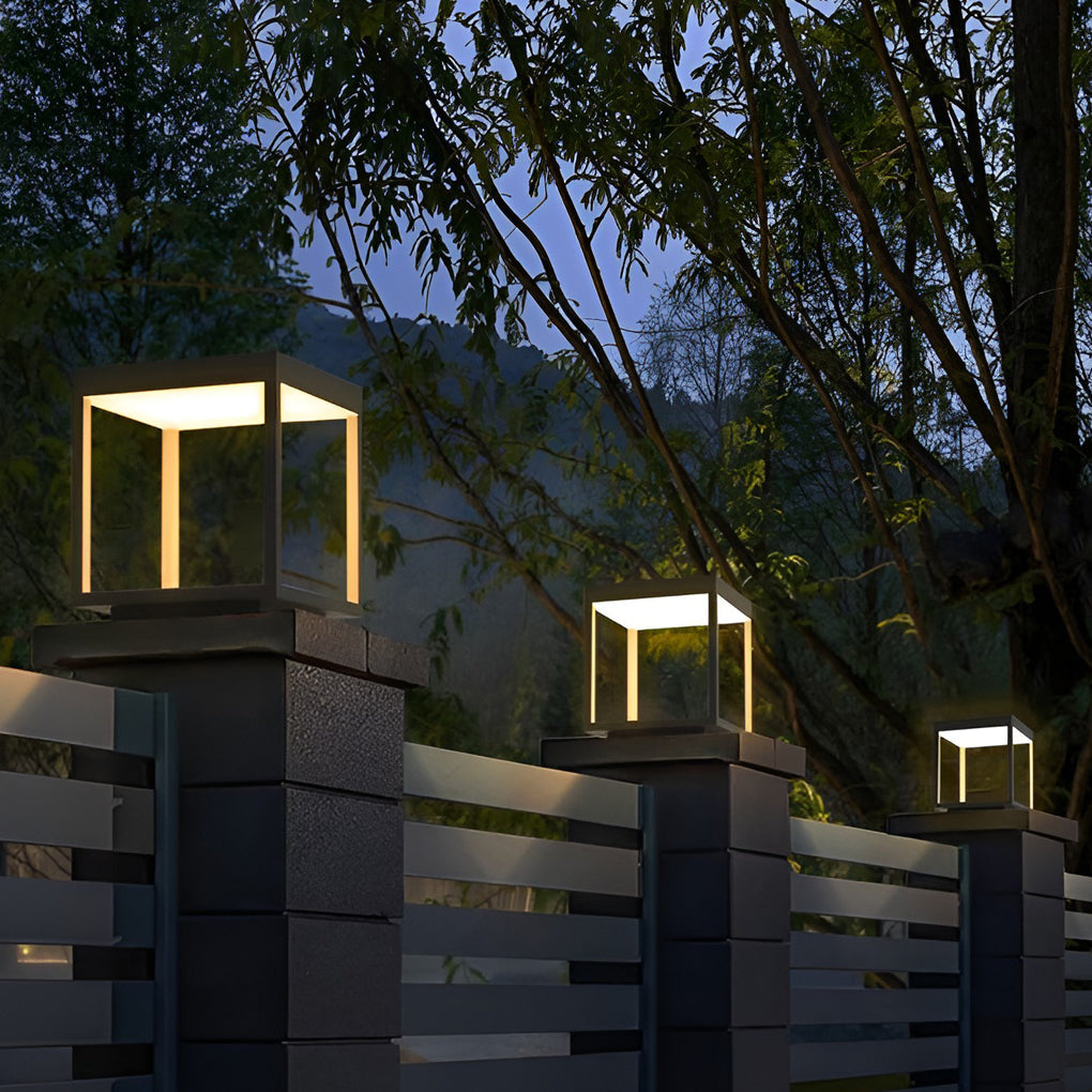 Luz solar de poste para exteriores con marco negro moderno