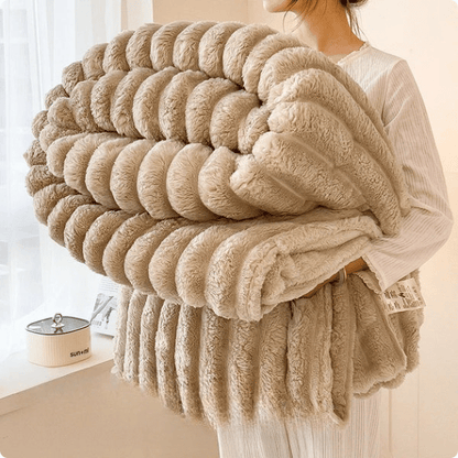 Ultra-Soft Fluffy Blanket – Cozy Thick Plush Comforter for All-Season Warmth