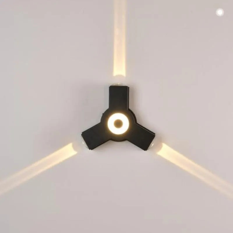 Lámpara de pared moderna de acrílico para exterior con luz LED