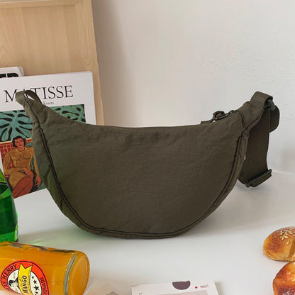 Kinnaya - Bolsa en forma de media luna