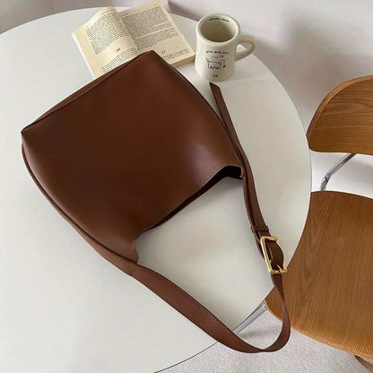 Elegant Messenger Bag Callista