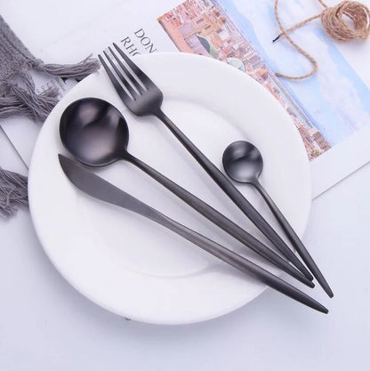 Juego de cubiertos negro de acero inoxidable para comedor