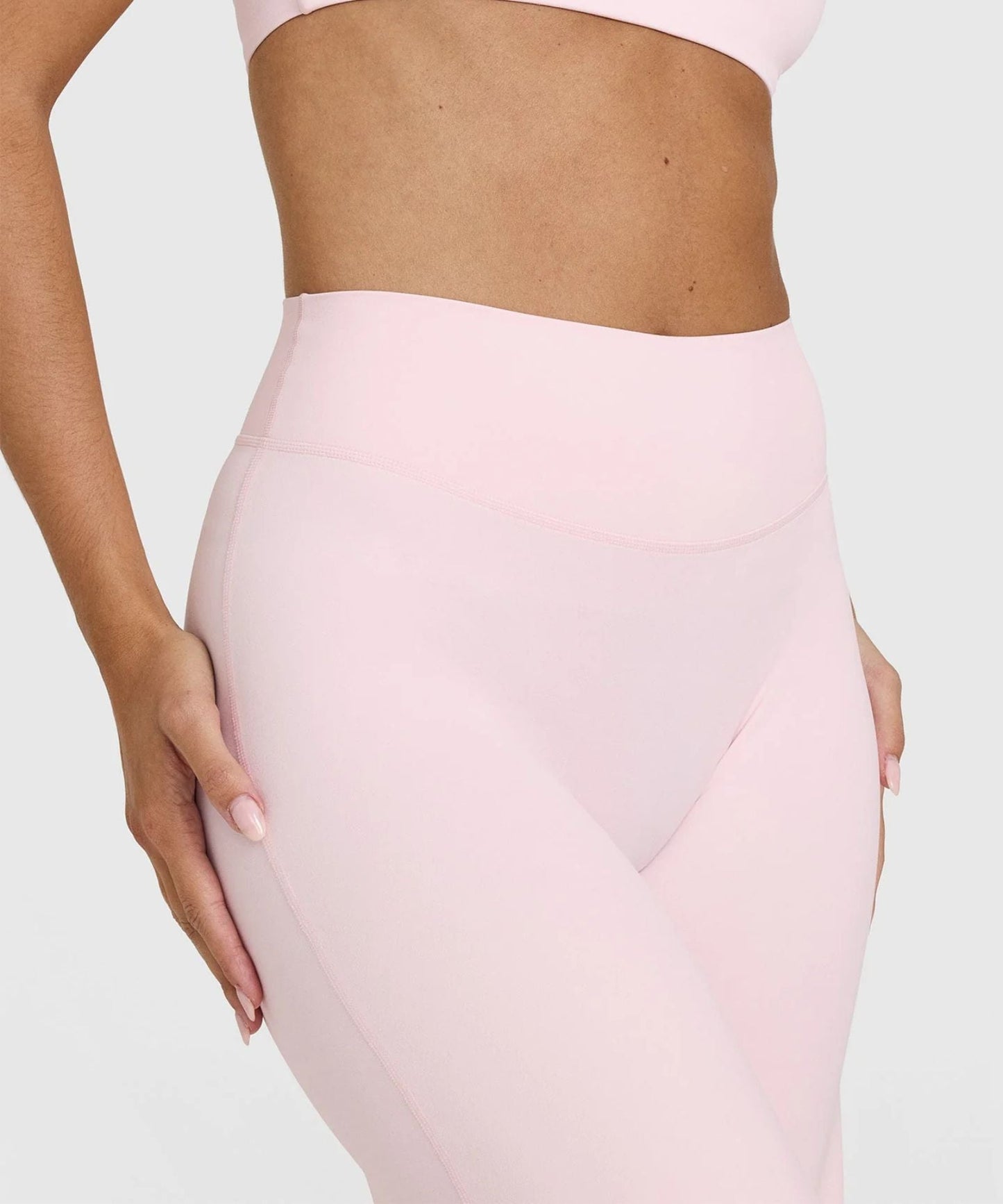 FlowFit Elite - Look Effortlessly Chic While Feeling Cloud-Soft