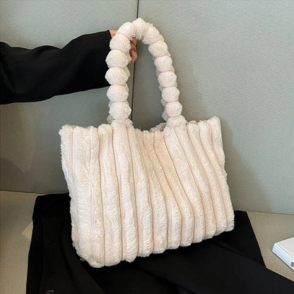 Borsa a mano in peluche Mila