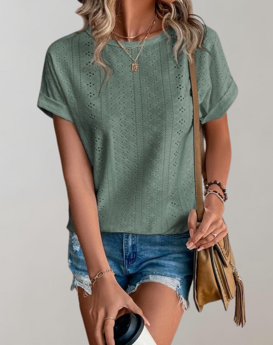 Lara | Blusa Casual de Verano con Bordado de Ojal | Top Elegante con Bordado de Ojal