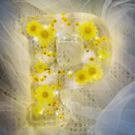 Lámpara Nocturna Floral Hecha a Mano para un Ambiente Soñador