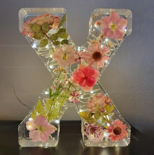 Lámpara Nocturna Floral Hecha a Mano para un Ambiente Soñador