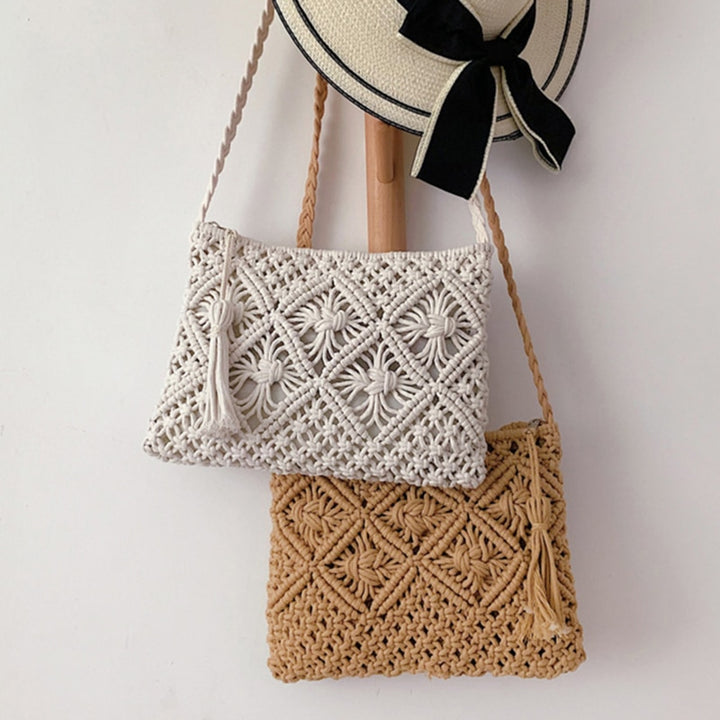 WovenVibe - Stylish Shoulder Bag with Zipper