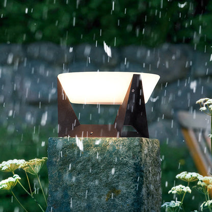 Luz solar LED para jardín exterior con marco de hierro