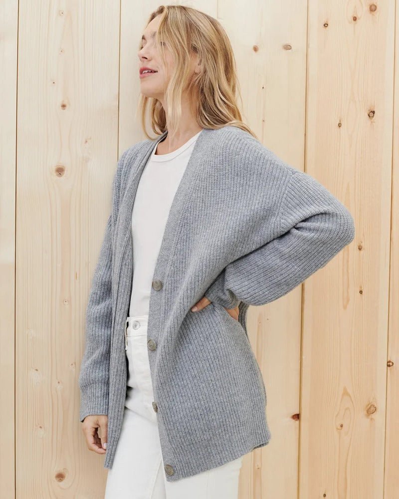 Rina | Cardigan abbottonato e arioso 