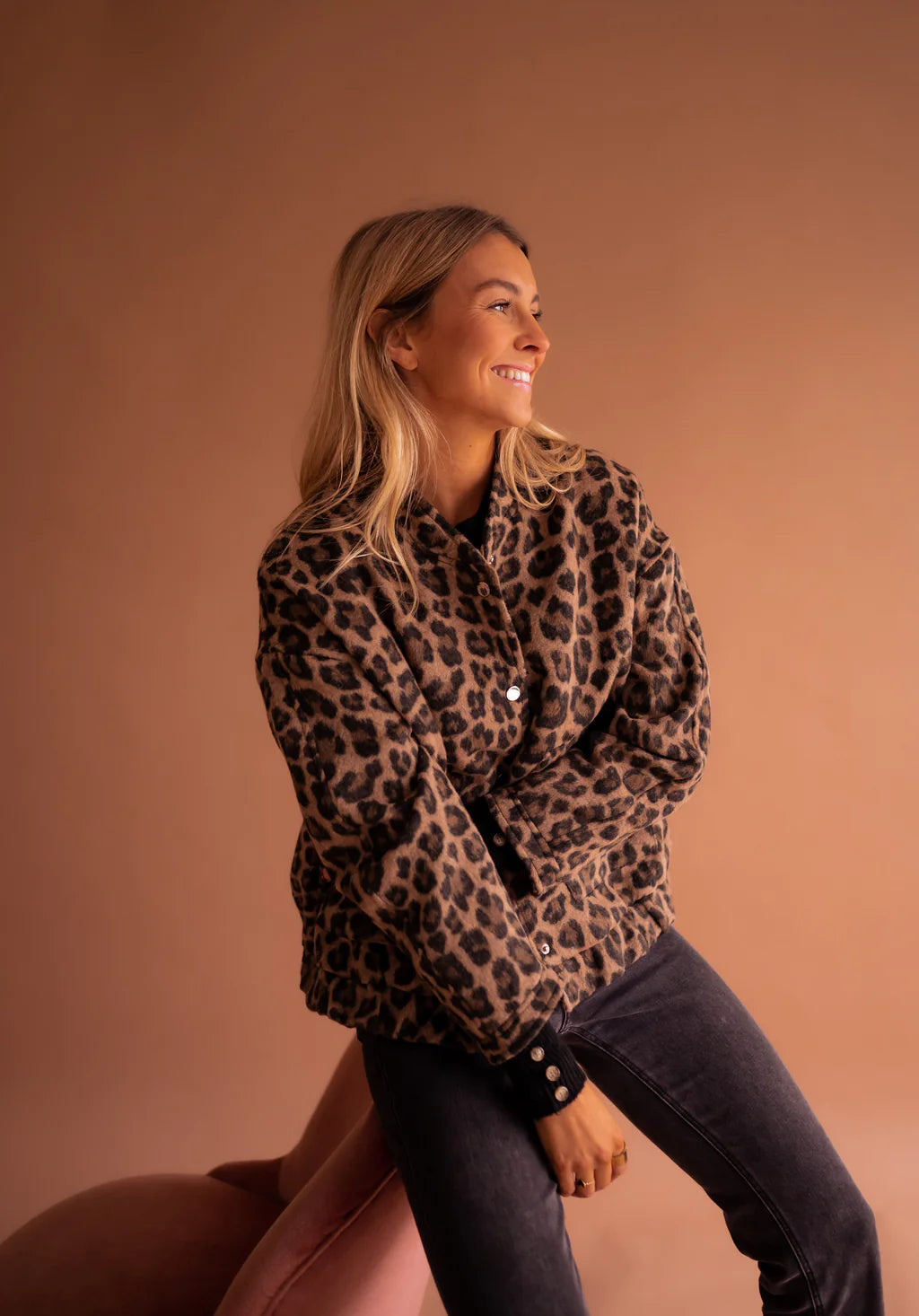 Chaqueta bomber de leopardo sobredimensionada - Estilo moderno y comodidad óptima