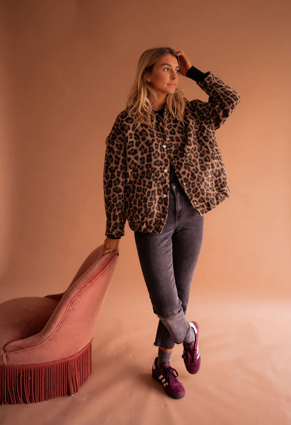 Chaqueta bomber de leopardo sobredimensionada - Estilo moderno y comodidad óptima