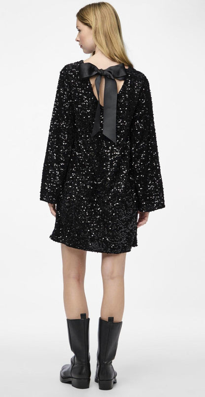 Scarlett | Vestido Glamuroso con Lazo de Lentejuelas